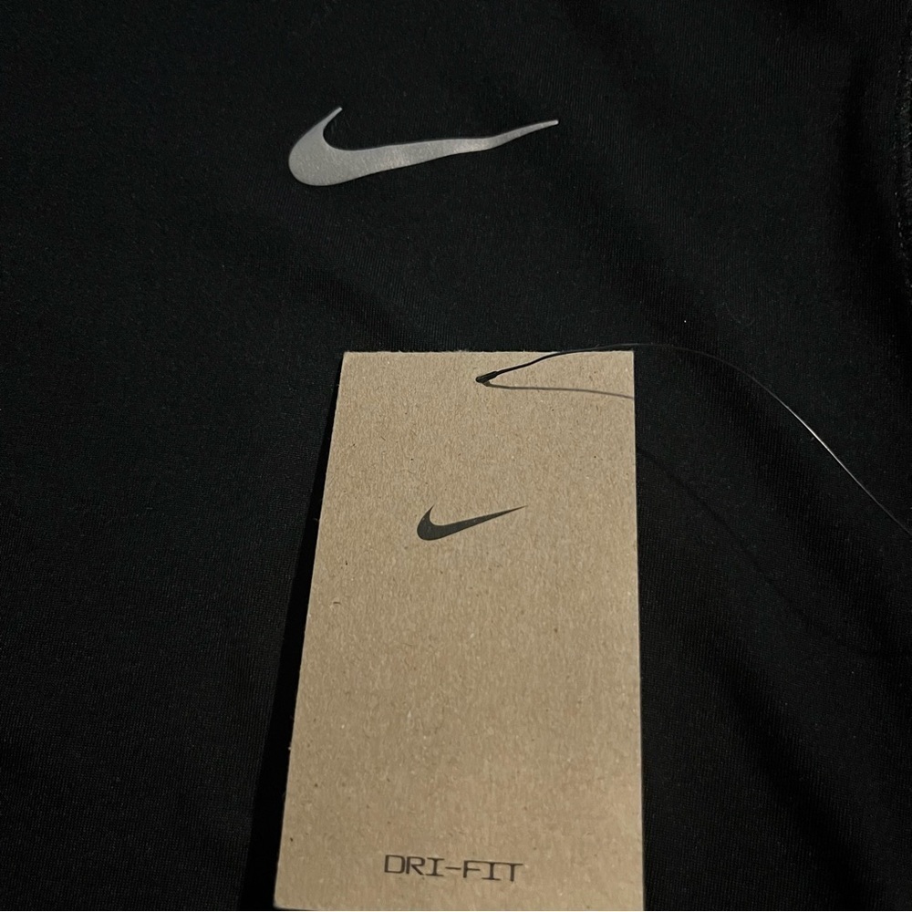 Nike Women’s Dri-Fit Long Sleeve Running Shirt, Size Medium - Picture 8 of 12